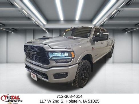 Used 2023 RAM 3500 Limited AWD/4WD image 4