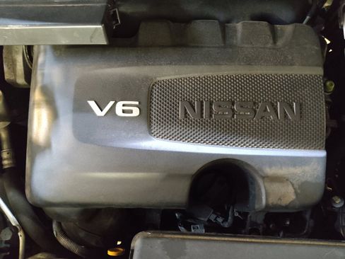 Used 2018 Nissan Pathfinder SV AWD/4WD image 30