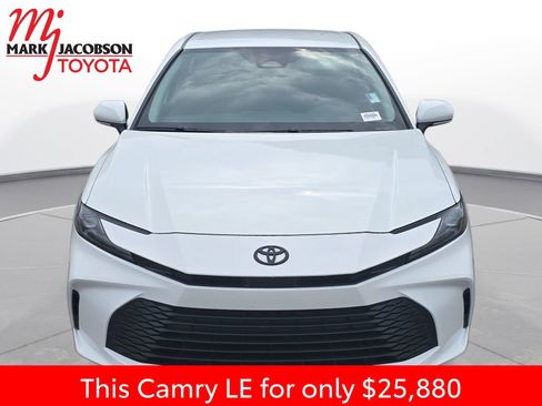 Used 2025 Toyota Camry LE FWD image 3