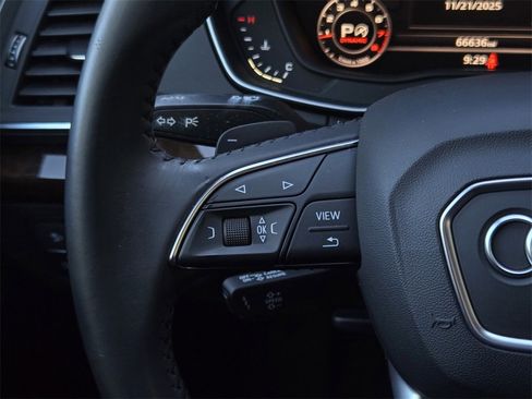 Used 2018 Audi Q5 2.0T Premium Plus w/ Premium Plus Package image 24