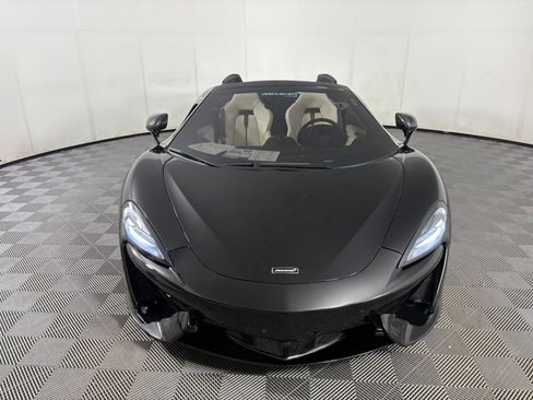 Used 2018 McLaren 570S Spider image 27