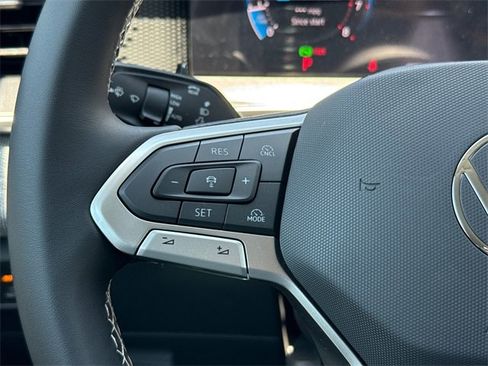 New 2025 Volkswagen Tiguan S image 32