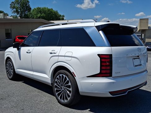 Certified 2026 Hyundai Palisade Calligraphy FWD image 6
