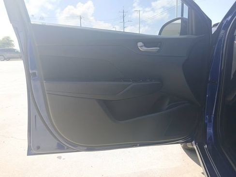 Used 2022 Hyundai Accent SE FWD image 15