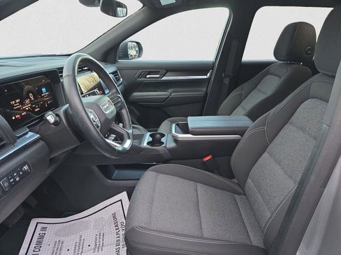 Used 2025 GMC Terrain Elevation image 10