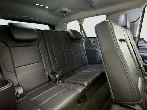 Used 2016 GMC Yukon XL SLT image 18