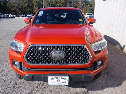 Used 2018 Toyota Tacoma TRD Off-Road image 10