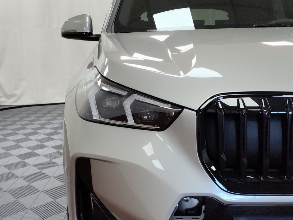Used 2026 BMW X1 xDrive28i w/ Technology Package AWD/4WD image 11