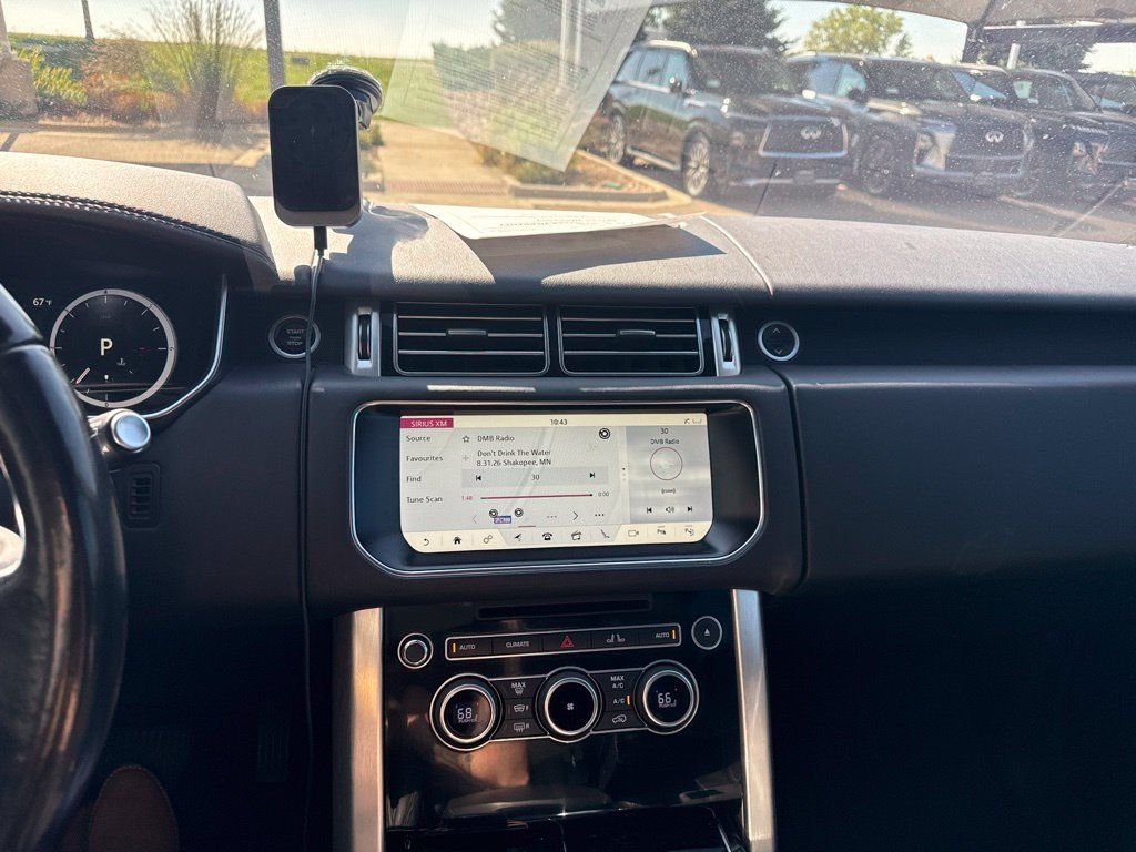 Used 2017 Land Rover Range Rover HSE AWD/4WD image 20