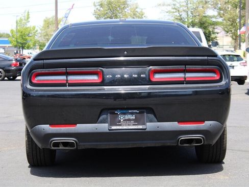 Used 2018 Dodge Challenger SXT w/ Blacktop Package RWD image 11