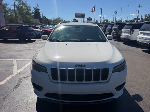 Used 2019 Jeep Cherokee High Altitude AWD/4WD image 2