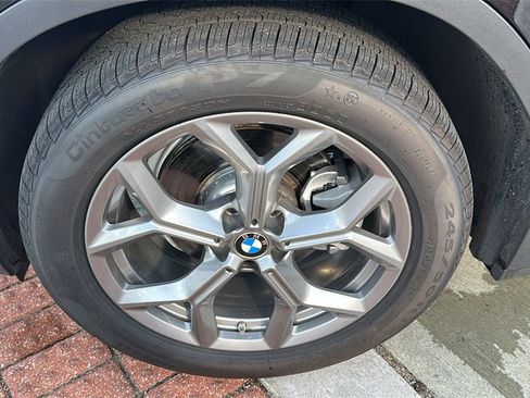 Used 2024 BMW X3 sDrive30i w/ Premium Package image 6