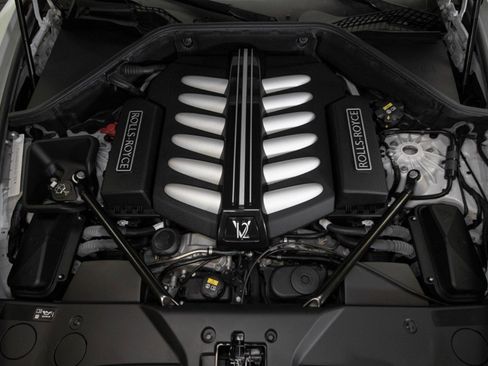 Used 2017 Rolls-Royce Dawn image 67