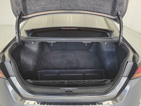 Used 2023 Nissan Altima 2.5 SR FWD image 11