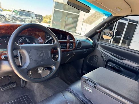 Used 1998 Dodge Ram 1500 Truck 2WD Regular Cab image 19