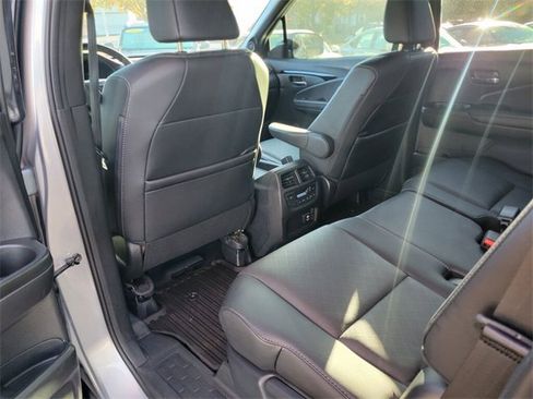 Certified 2021 Honda Passport Touring image 37