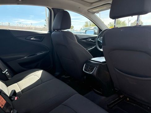 Used 2024 Chevrolet Malibu LT image 7