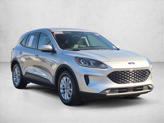 Used 2020 Ford Escape SE FWD image 3