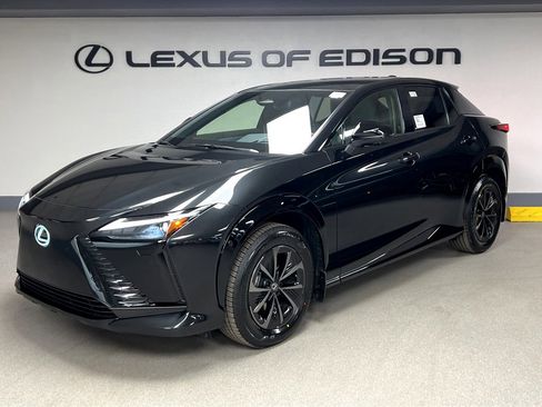 New 2026 Lexus RZ 450e AWD image 3