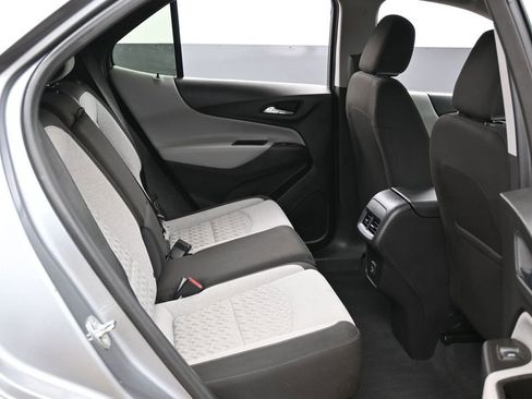 Used 2023 Chevrolet Equinox LT AWD/4WD image 31
