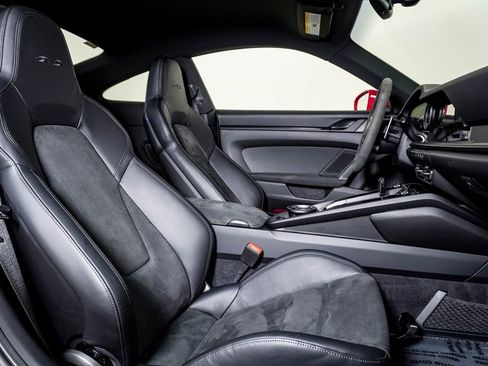 Certified 2024 Porsche 911 Carrera GTS image 16