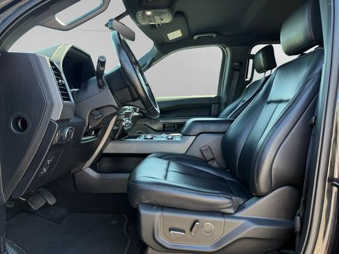Certified 2019 Ford Expedition XLT w/ Equipment Group 201A AWD/4WD image 9