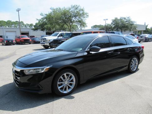 Used 2021 Honda Accord LX image 4