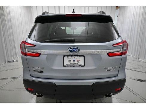 New 2025 Subaru Ascent Limited image 6