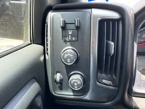 Used 2018 Chevrolet Silverado 1500 LT w/ Texas Edition AWD/4WD image 13