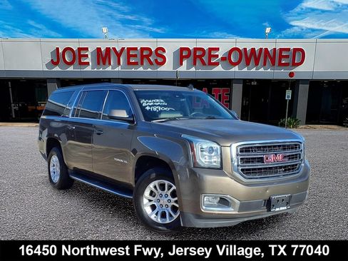 Used 2016 GMC Yukon XL SLE w/ Convenience Package RWD image 1