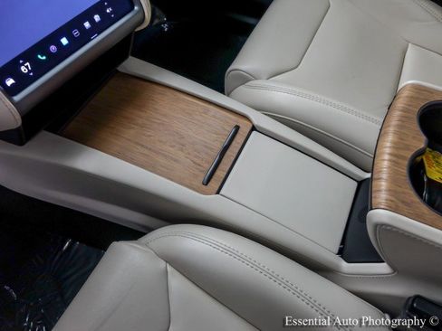 Used 2018 Tesla Model X 100D image 35