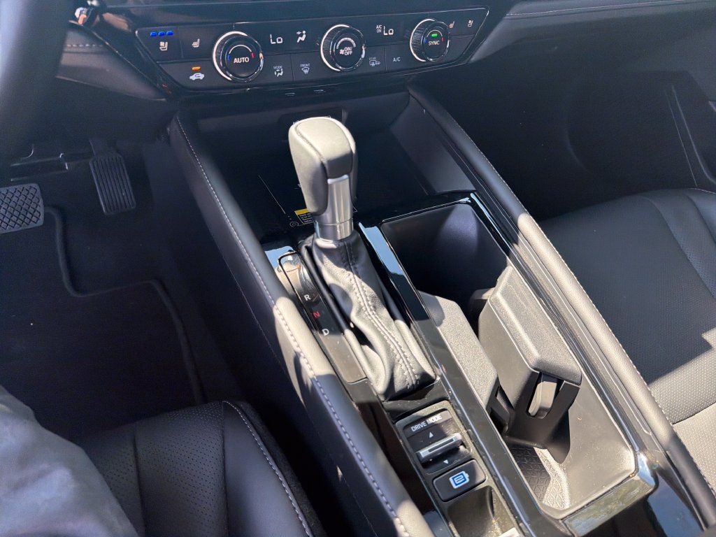Used 2025 Honda Accord Touring image 25