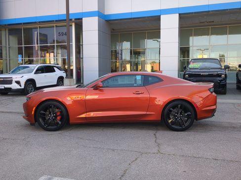 Used 2023 Chevrolet Camaro LT w/ RS Package image 8