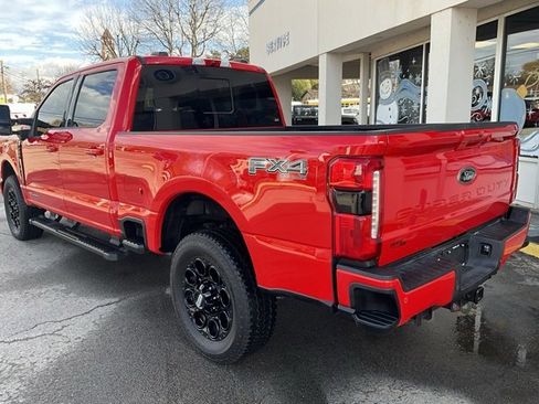 Used 2024 Ford F250 Lariat w/ Black Appearance Package image 8