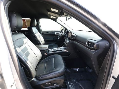 Used 2020 Ford Explorer Limited AWD/4WD image 24