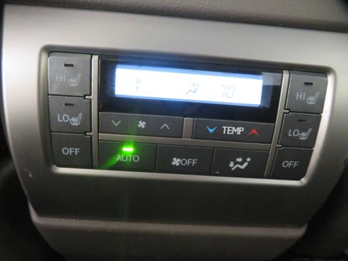 Used 2015 Lexus GX 460 w/ Premium Package image 56