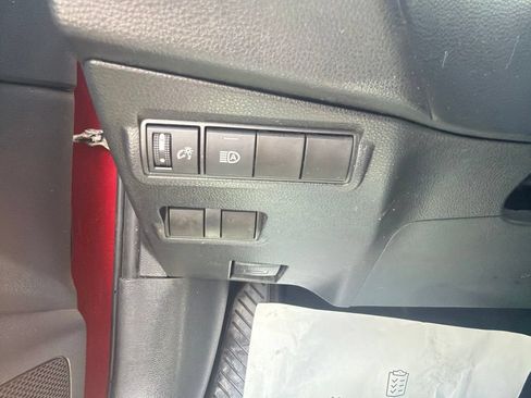 Used 2022 Toyota Corolla Cross LE FWD image 33