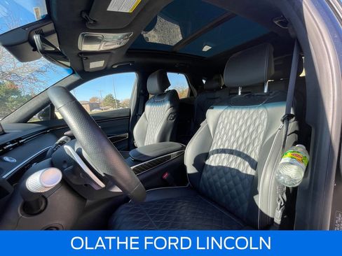 Used 2025 Genesis GV70 3.5T Sport w/ Sport Prestige Package image 19