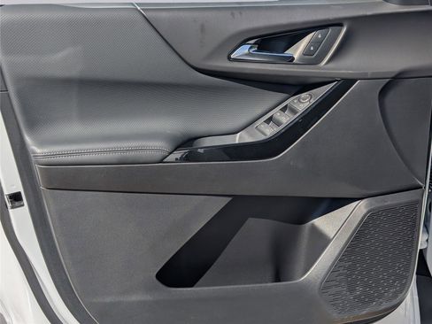 New 2026 Chevrolet Equinox LT w/ Safety and Technology Package image 30