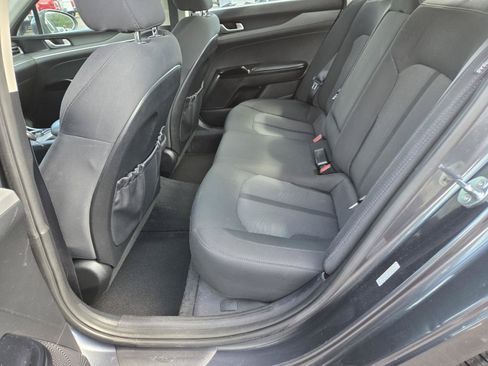 Used 2022 Kia K5 LXS FWD image 13