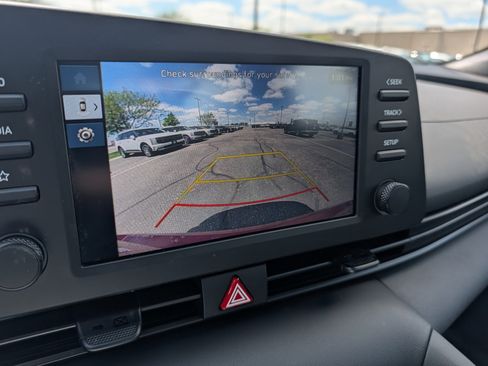 Certified 2025 Hyundai Elantra Sport FWD image 17