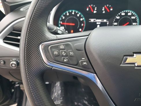 Used 2025 Chevrolet Malibu LT image 33