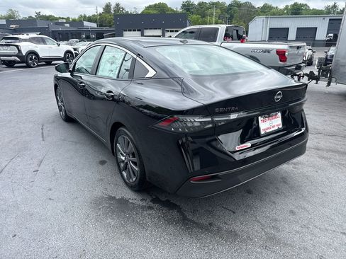 New 2026 Nissan Sentra SL FWD image 3