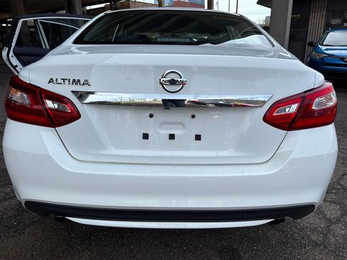 Used 2016 Nissan Altima 2.5 S w/ Power Driver Seat Package image 16