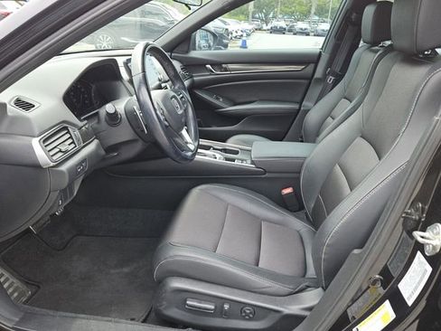 Used 2020 Honda Accord Sport image 3