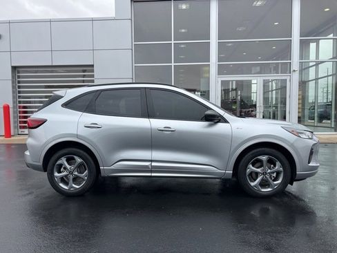 Used 2023 Ford Escape ST-Line w/ Tech Pack #1 image 8