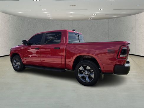 Used 2022 RAM 1500 Big Horn w/ Built-to-serve Edition image 5