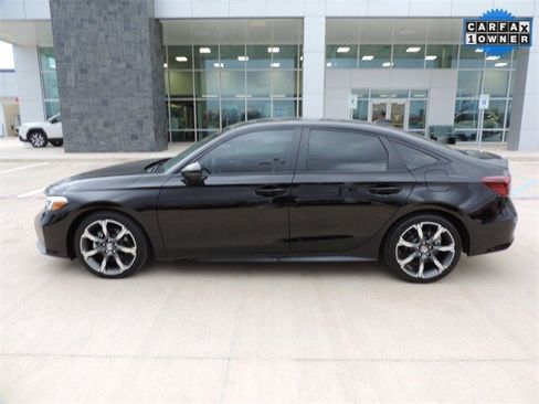 Used 2025 Honda Civic Sport Touring image 8