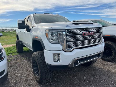 Used 2022 GMC Sierra 2500 Denali w/ Denali Ultimate Package image 2