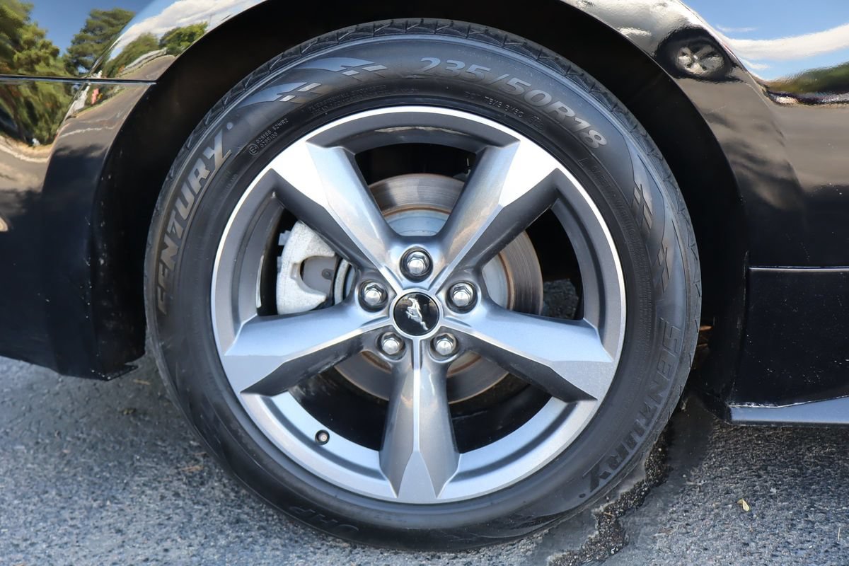 Used 2016 Ford Mustang Coupe w/ Equipment Group 051A RWD image 39
